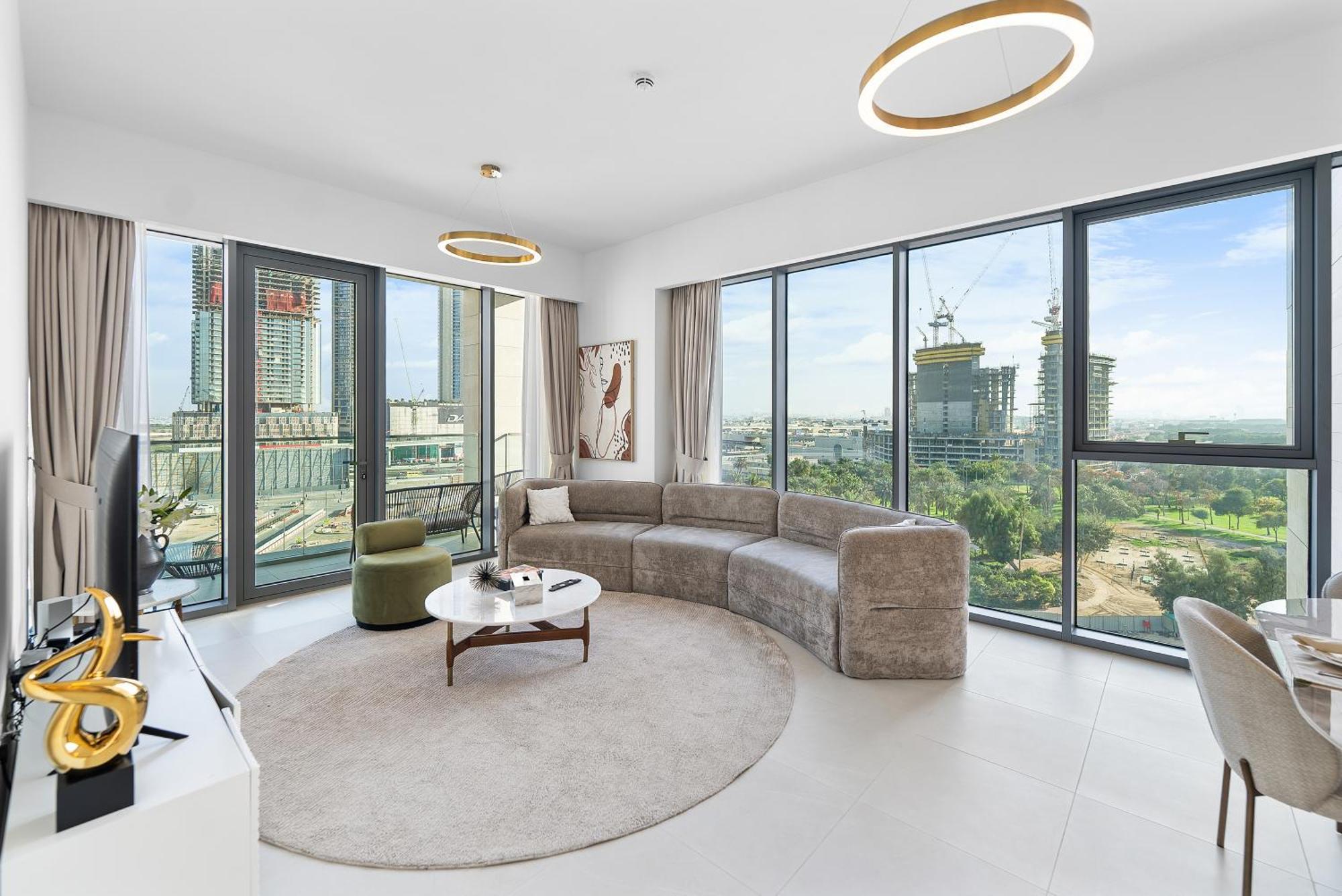 Magnificent - New 1br In Canal Front Residences * Dubai
