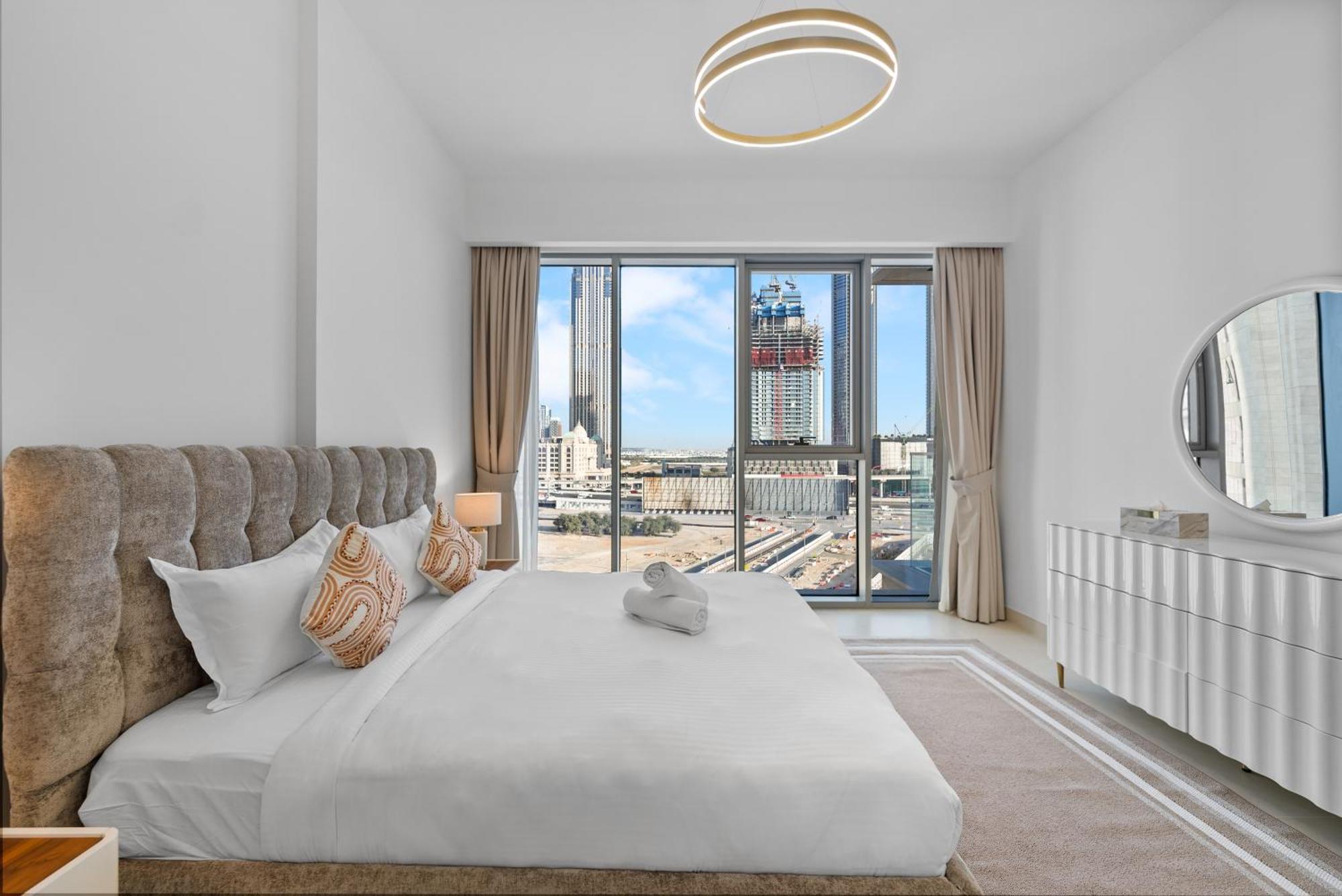 Magnificent - New 1br In Canal Front Residences Dubai