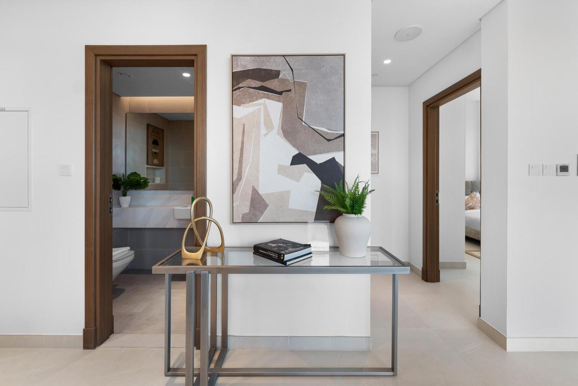 Magnificent - New 1br In Canal Front Residences Apartment