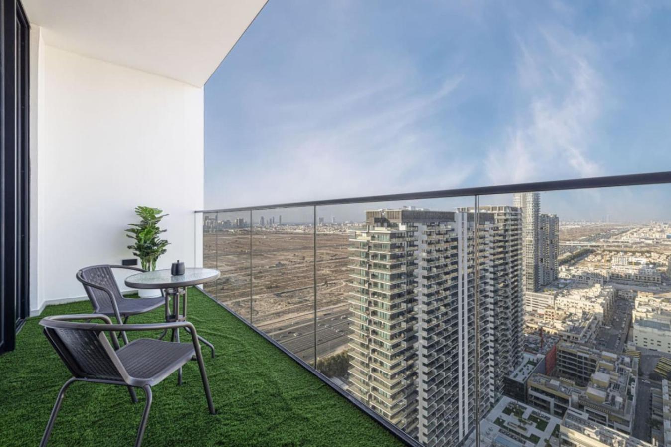 Apartment Large New Pool In Jvc Community *