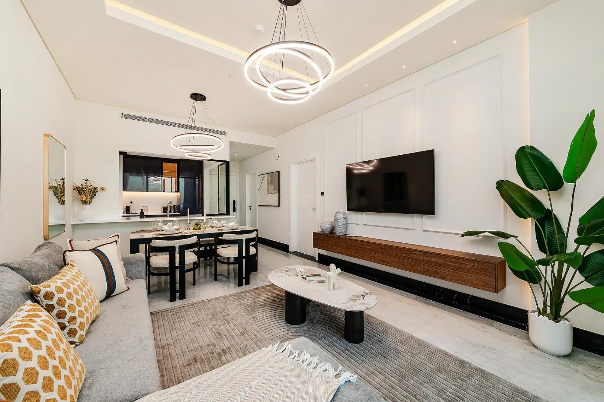 Luxury In Business Bay Apartment *