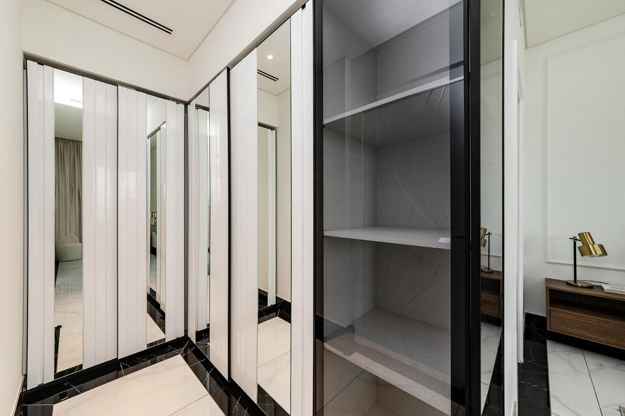 Apartment Luxury In Business Bay Dubai