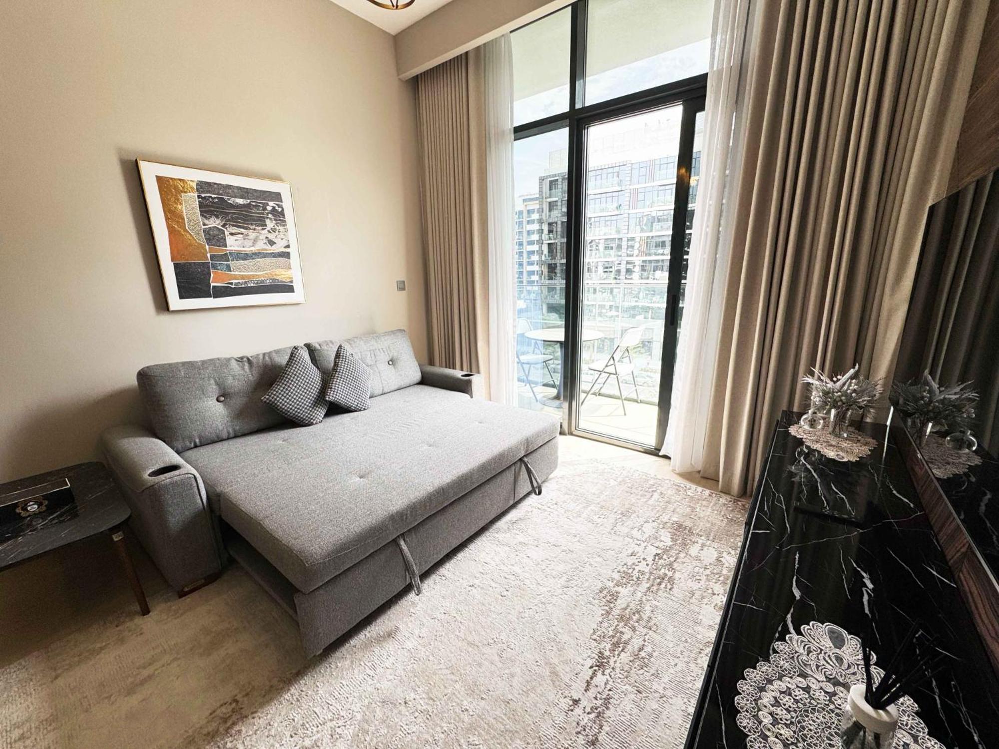 Perfect 1-bedroom For Your Next Staycation, Sleeps 4 *