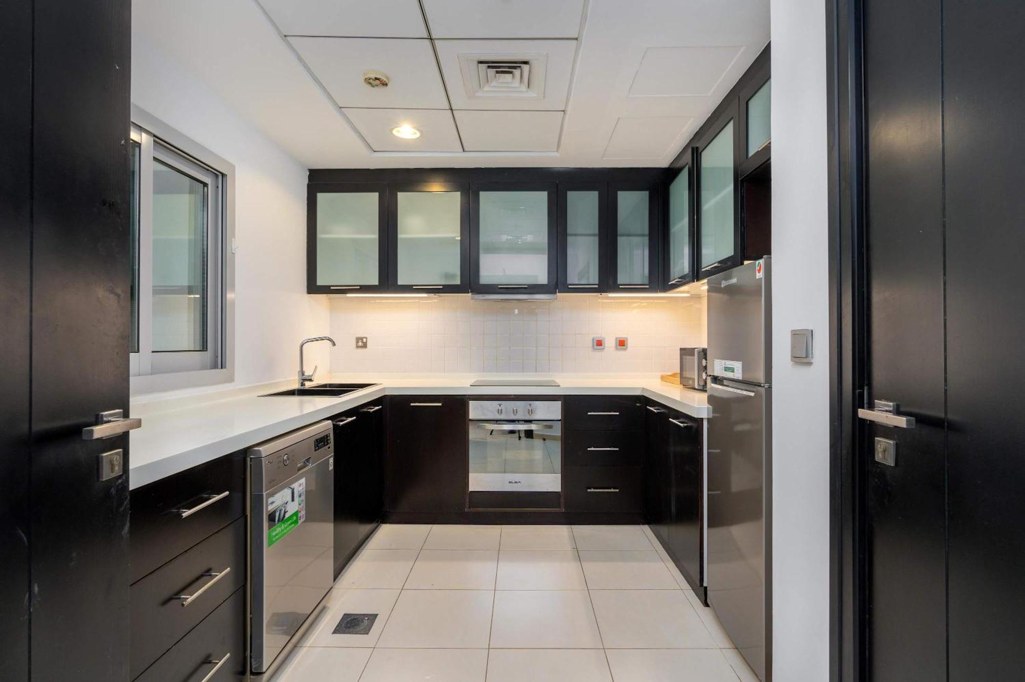 Bnbnova - 2br - Jbr & Marina Walk