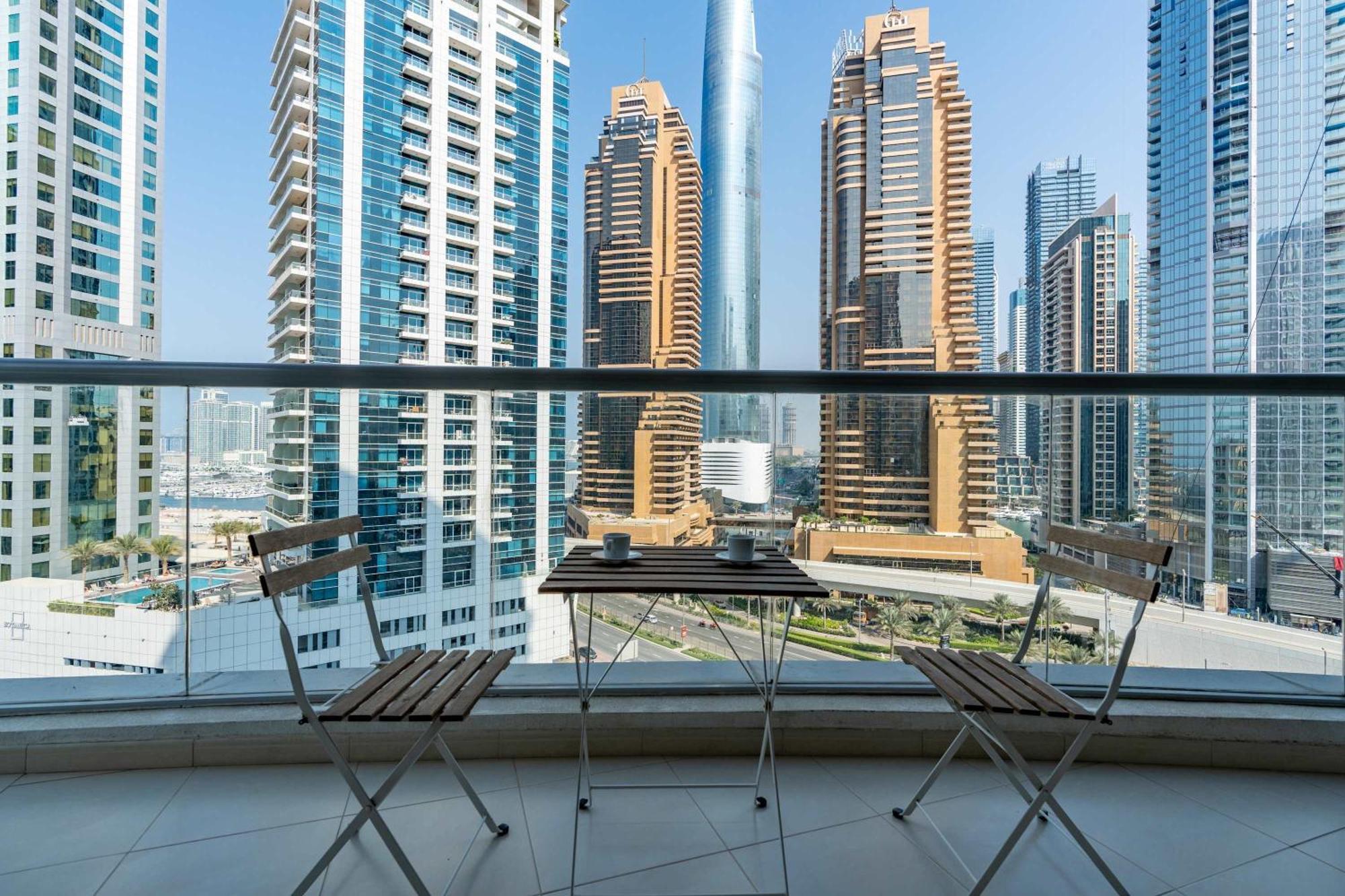 Bnbnova - 2br - Jbr & Marina Walk *