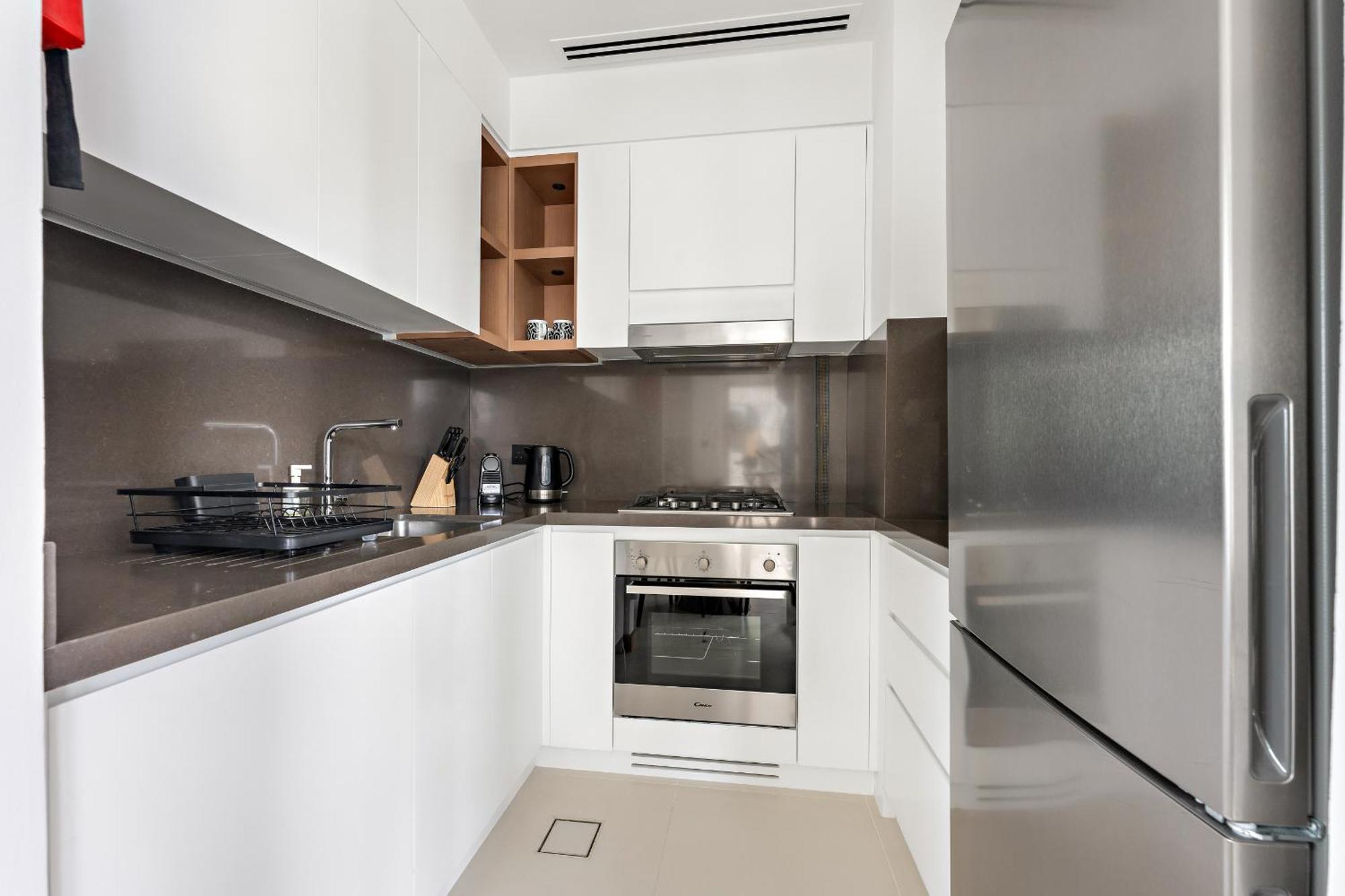 Vayk - Sleek & Stylish 1br In Vida Marina * Dubai