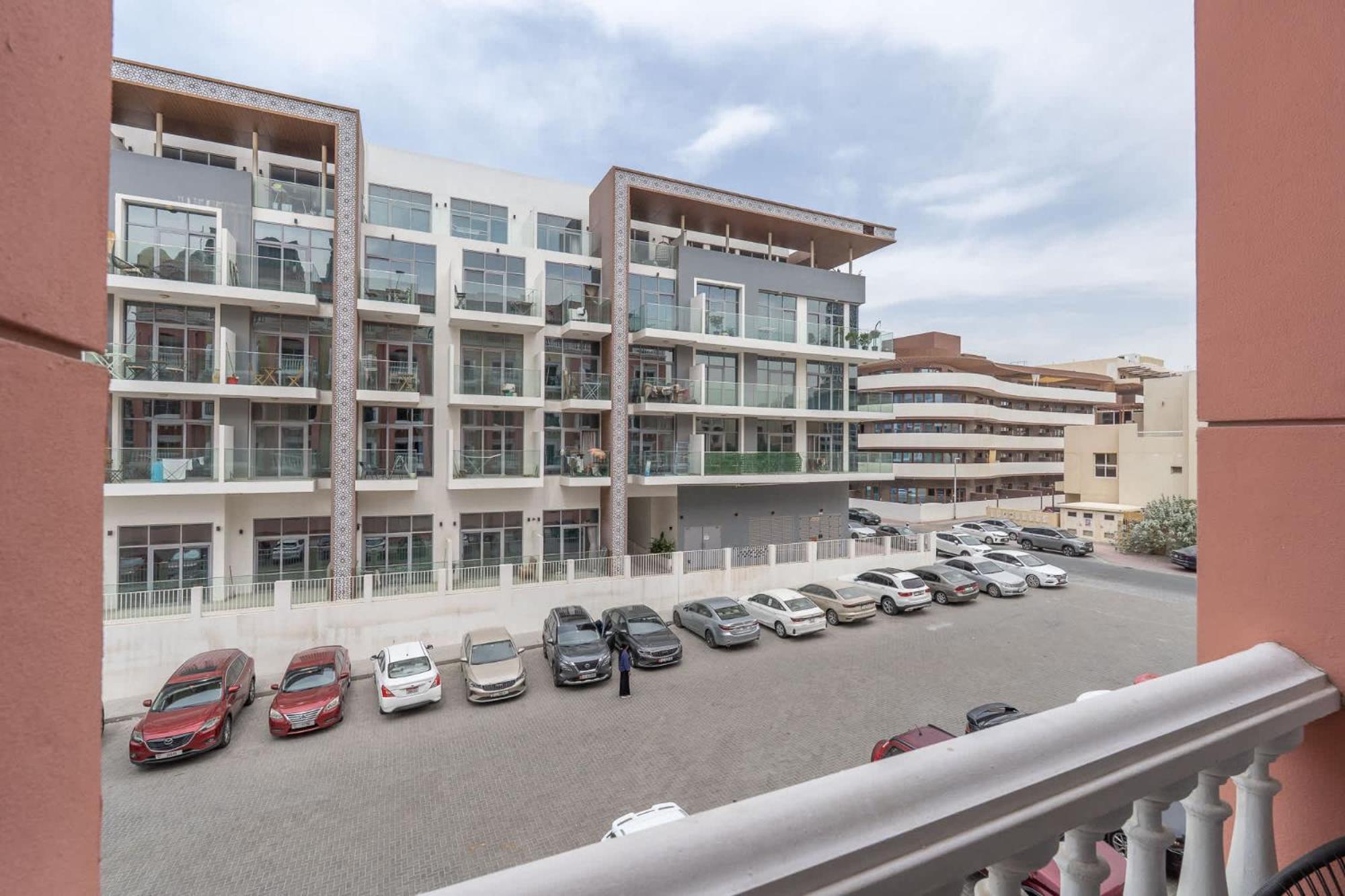In Botanica Jvc Perfect For 3 Apartment *