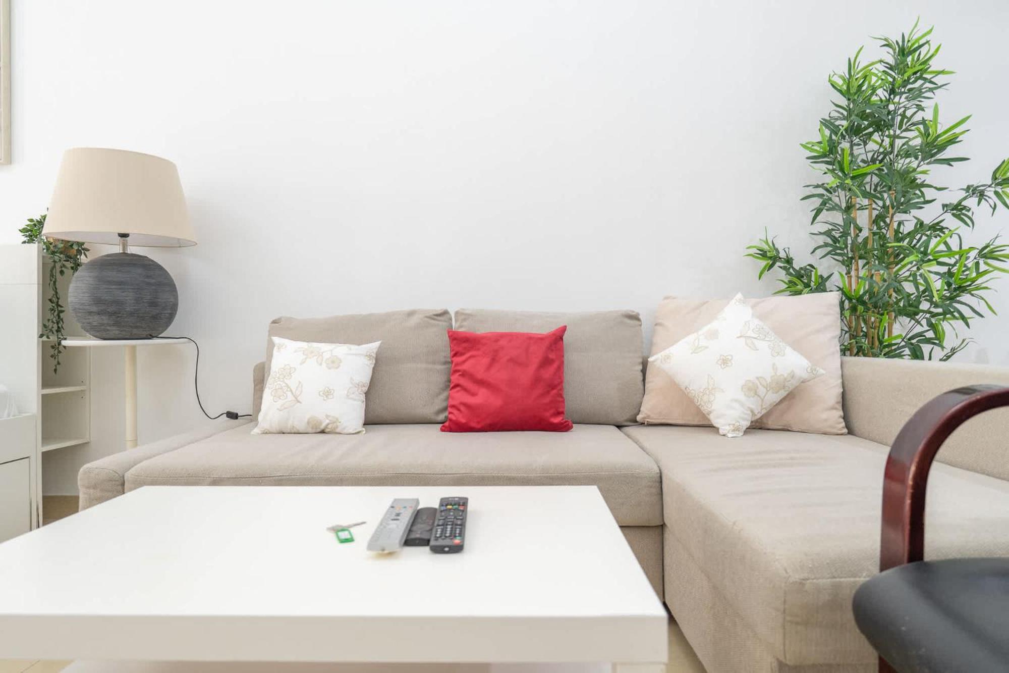 In Botanica Jvc Perfect For 3 Apartment