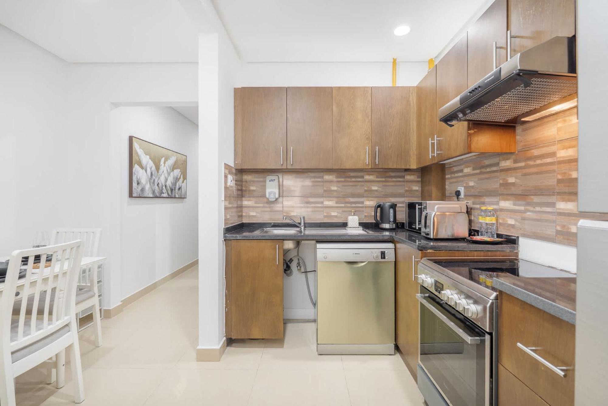 Apartment In Botanica Jvc Perfect For 3 *