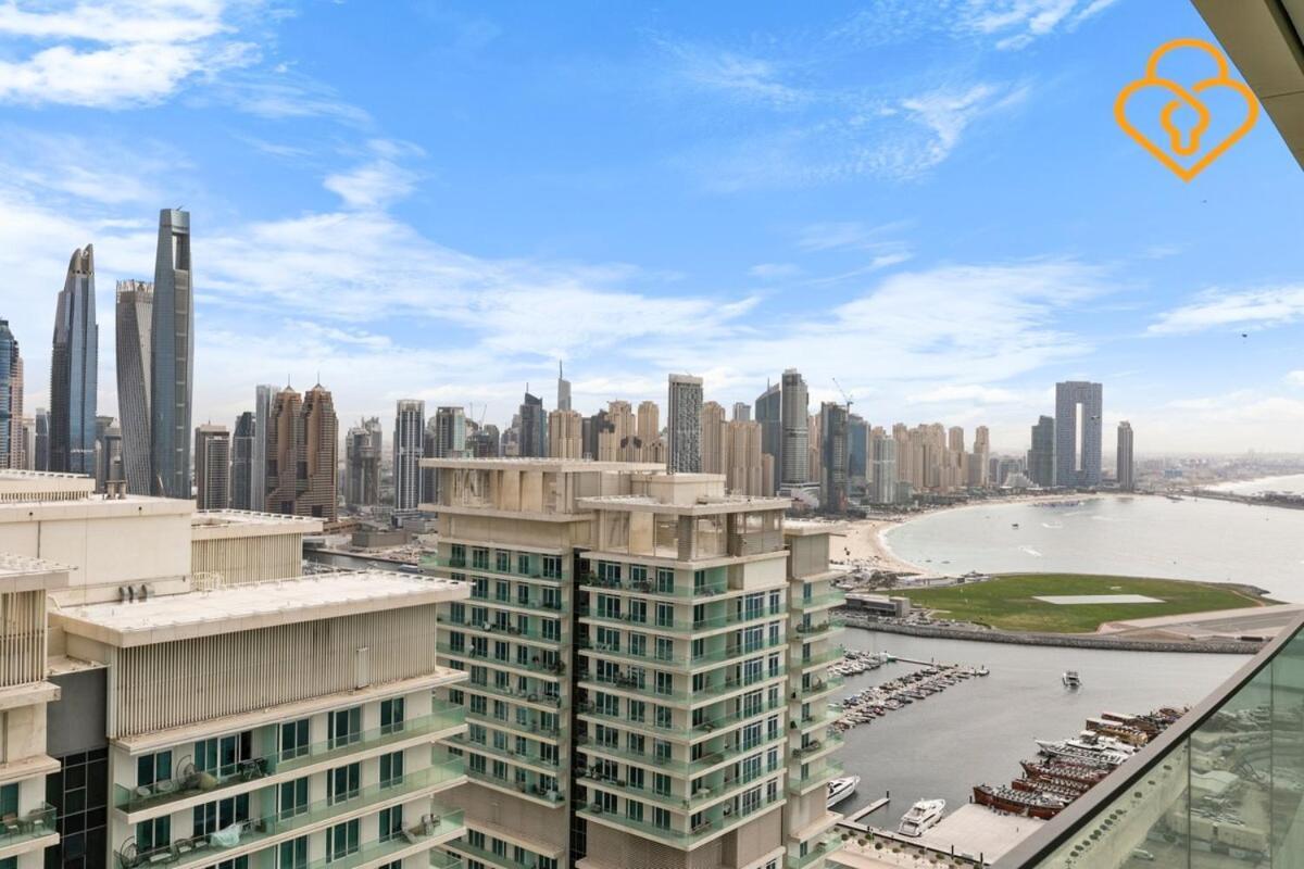 Keysplease 2 Bedroom Vista, Emaar Beachfront Apartment