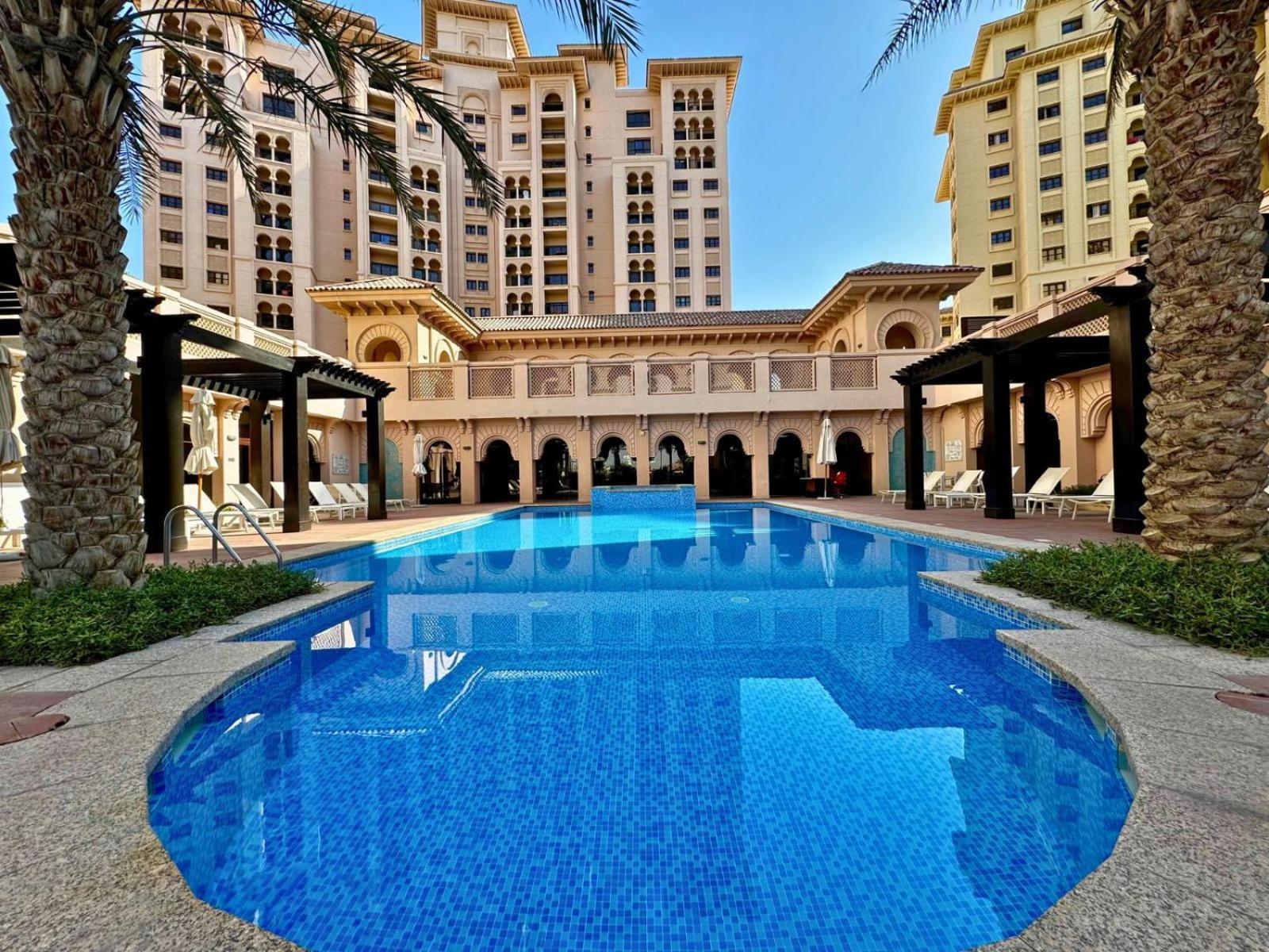Spacious Family-friendly Living 1br In Jumeirah Golf Estate Apartment
