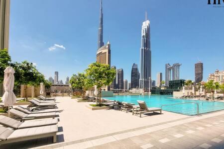 Apartment Stunning 2 Bed In Downtown Views *
