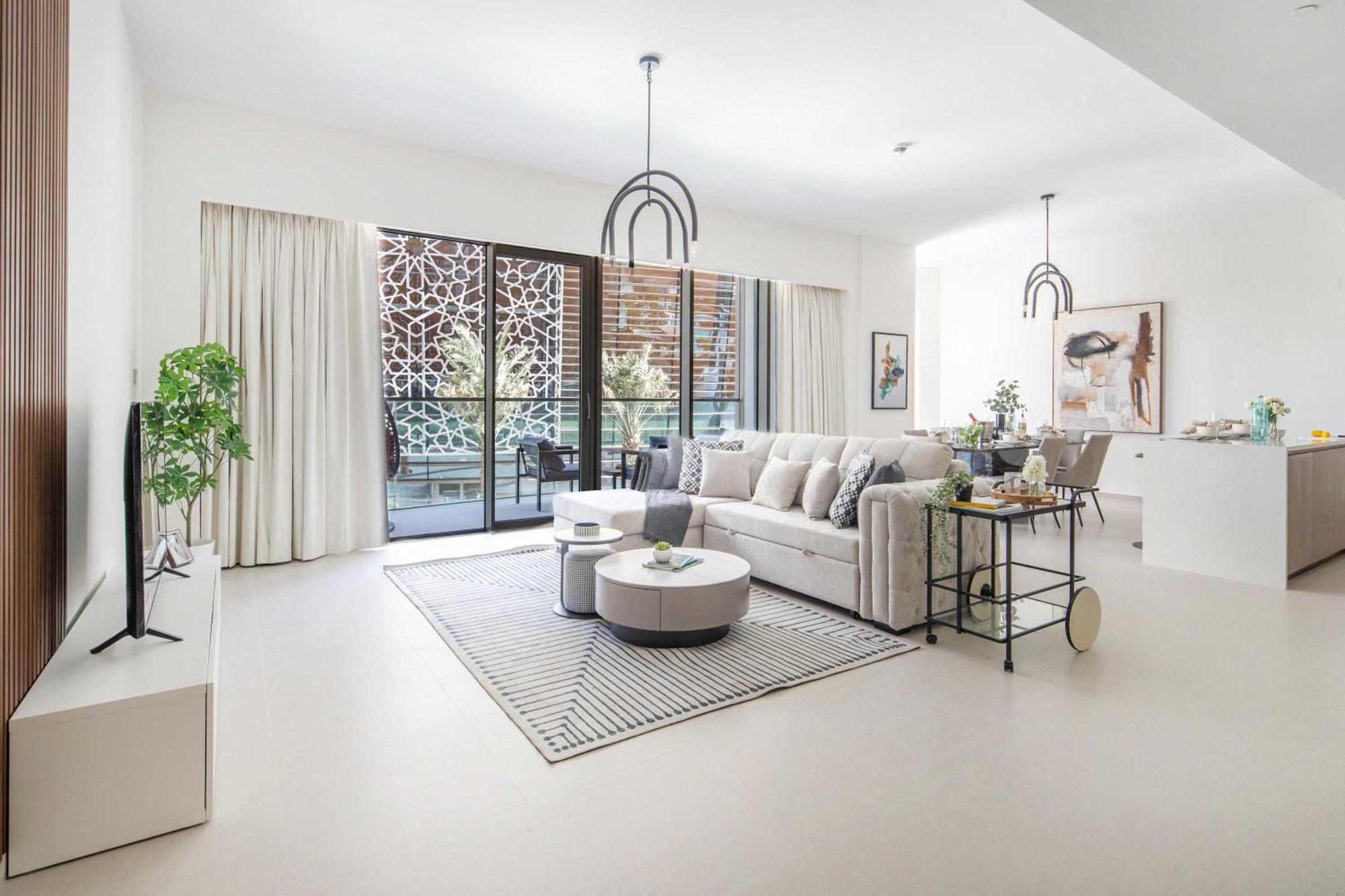 Frank Porter - Grande Signature Dubai
