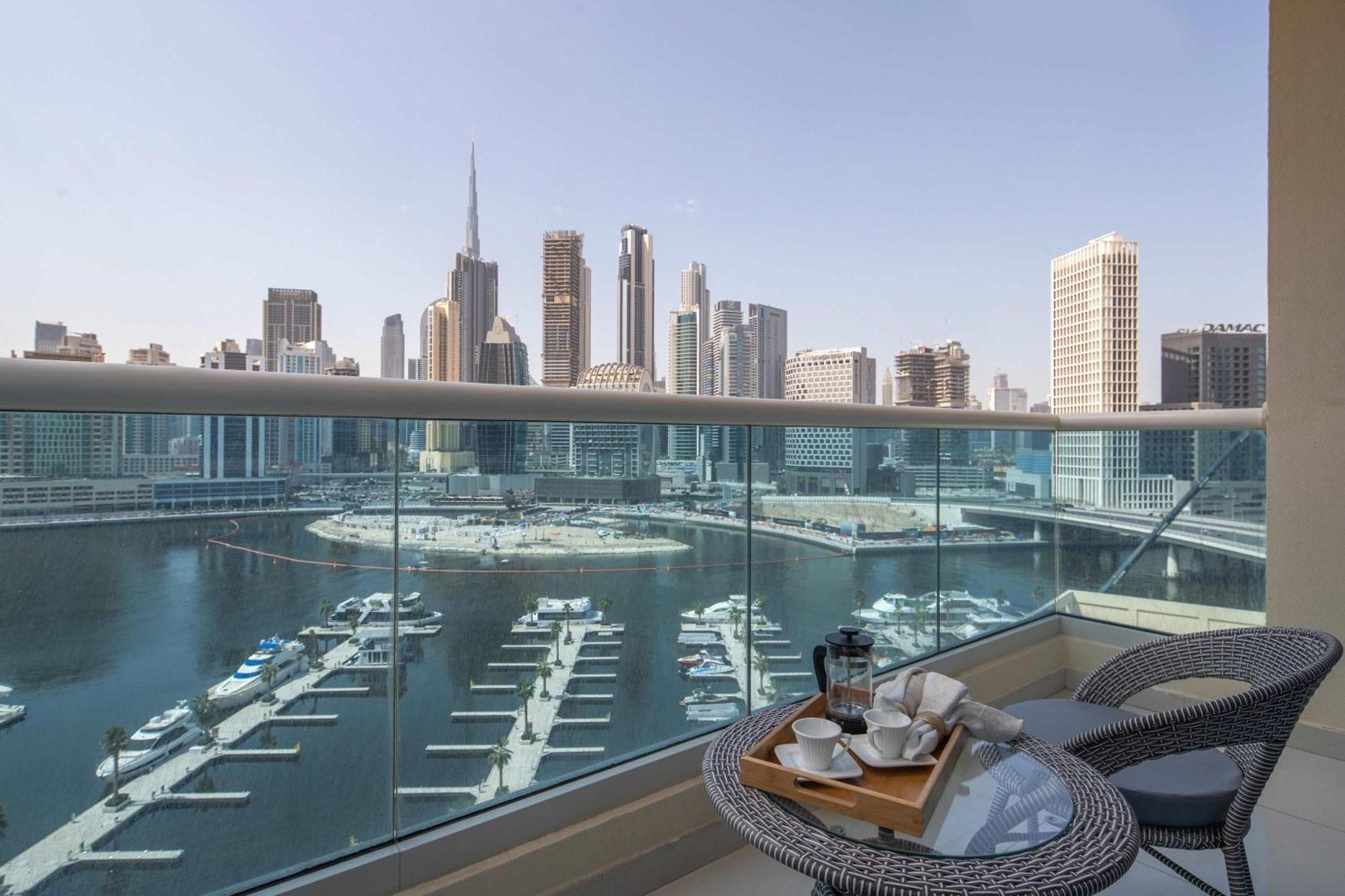 Frank Porter - Rbc Tower Dubai