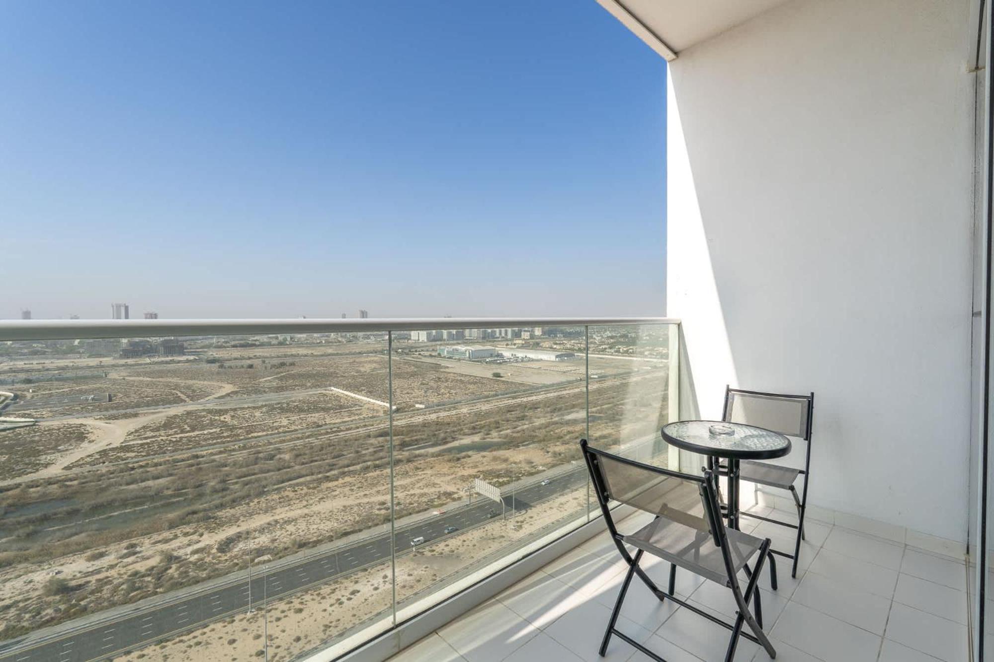 Majestic In Damac Carson C *