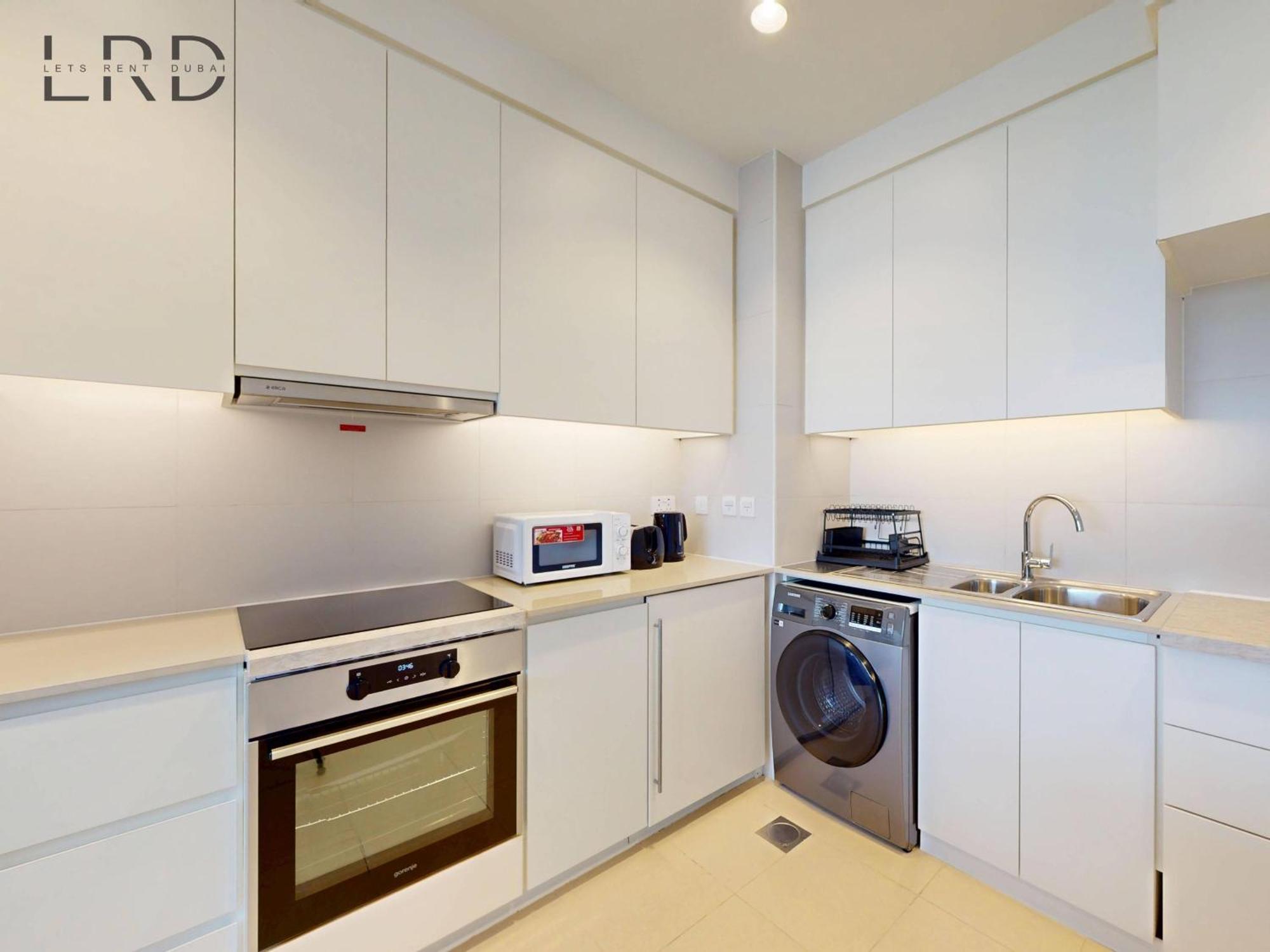 Bright And Cozy 2br In Emaar South Apartment
