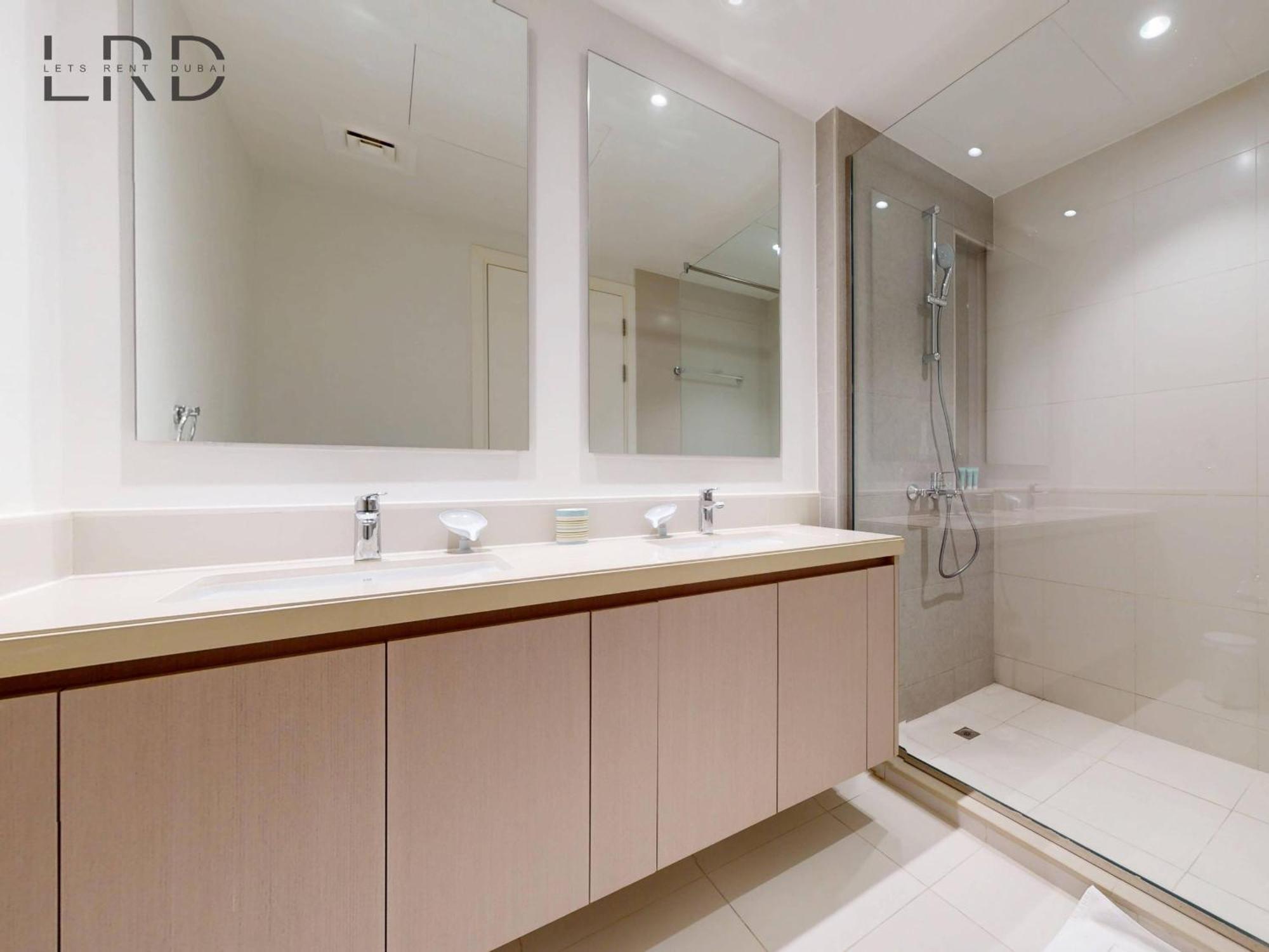Bright And Cozy 2br In Emaar South Apartment