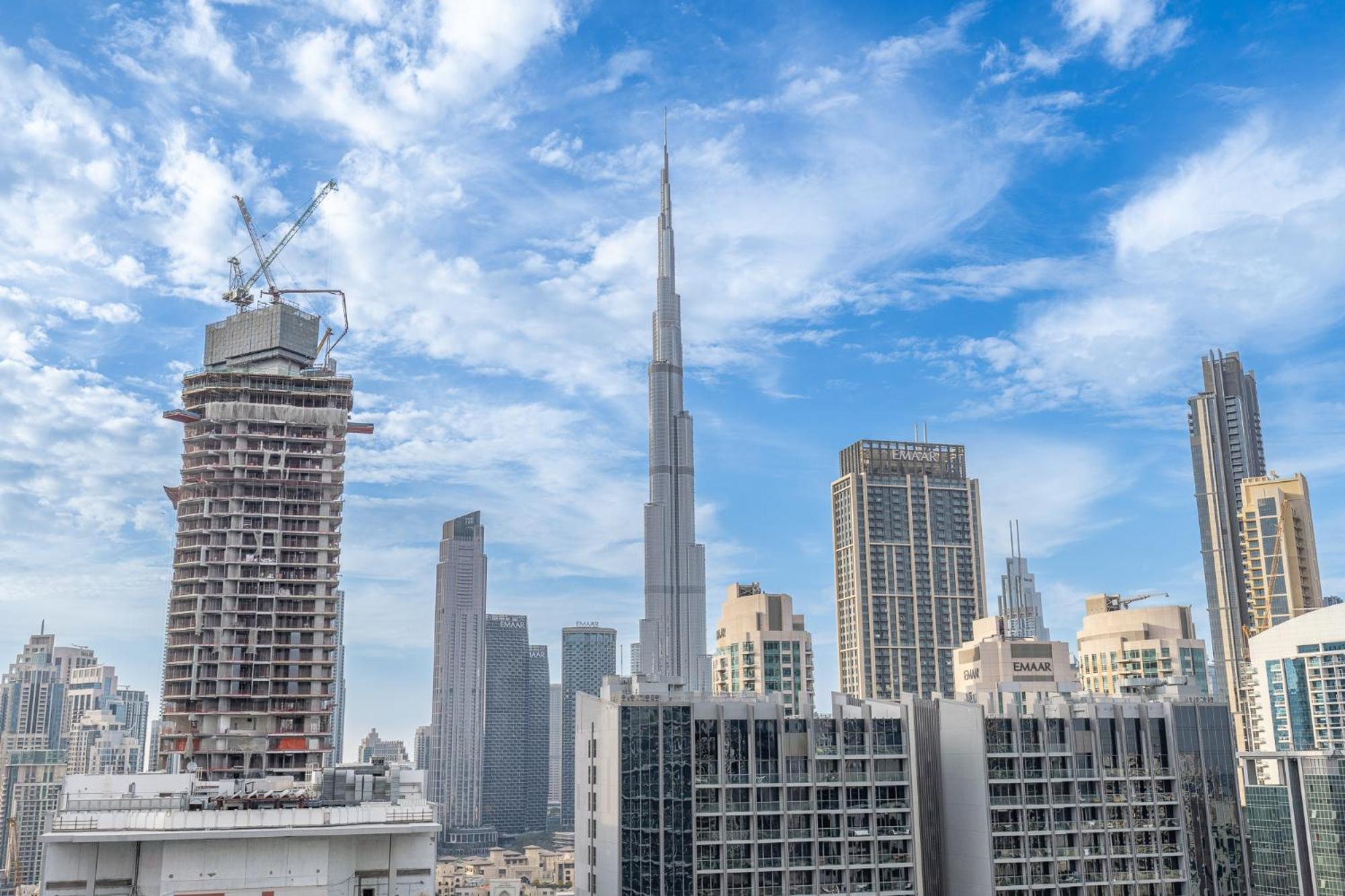 Apartment Burj View - Chic 2br - 5min Mall Canal *