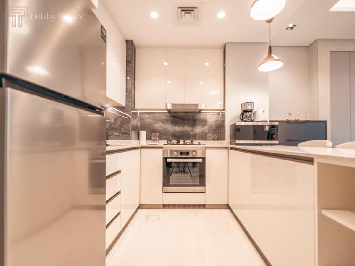 Apartment Modern 1-bed In A Prime Location Dubai