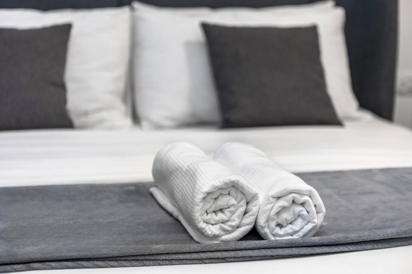 Apartment Comfortable In Jvc Swimming Pool, Gym
