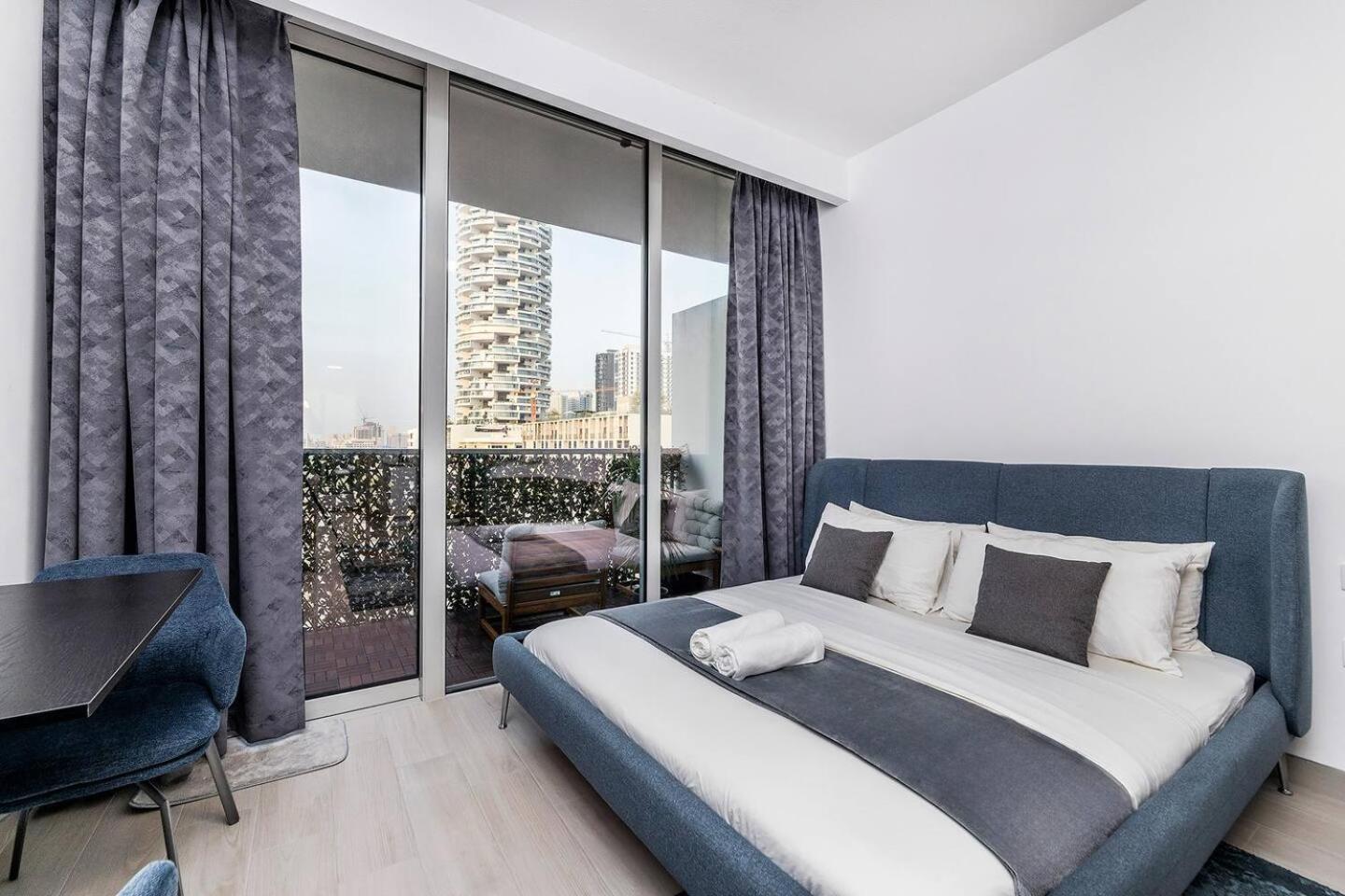 Apartment Comfortable In Jvc Swimming Pool, Gym
