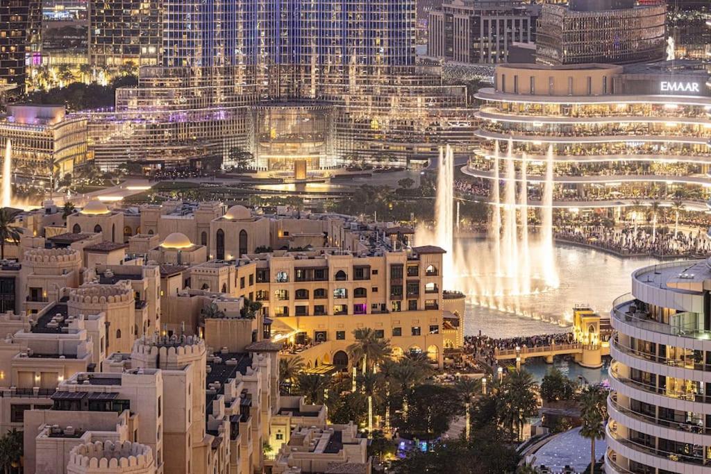Lux I Full Burj View - 1 Min Mall Dubai