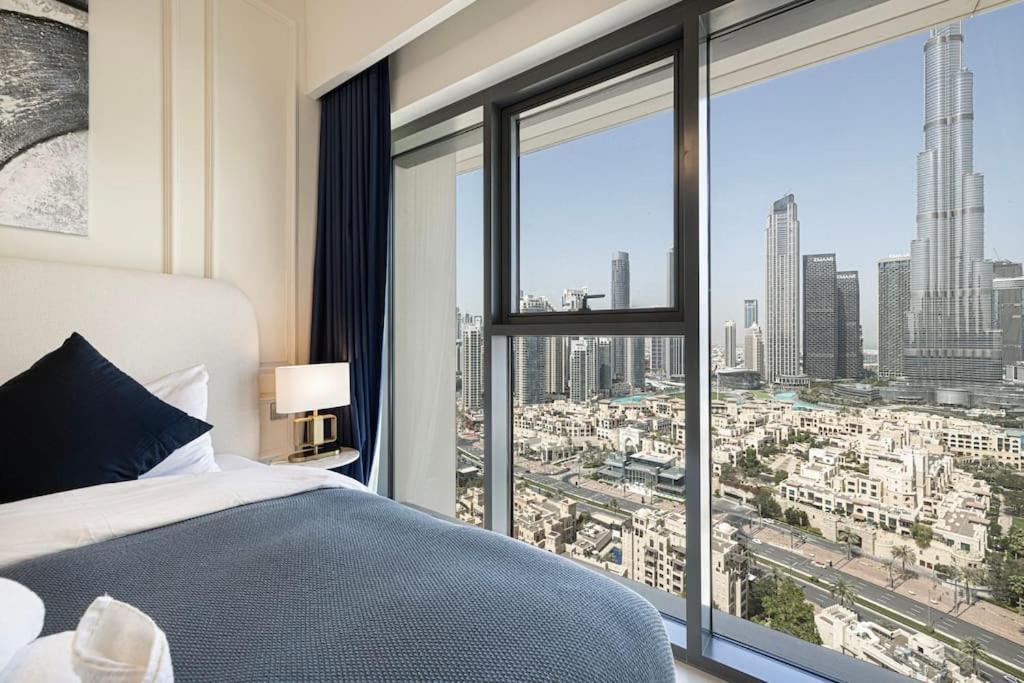 Lux I Full Burj View - 1 Min Mall