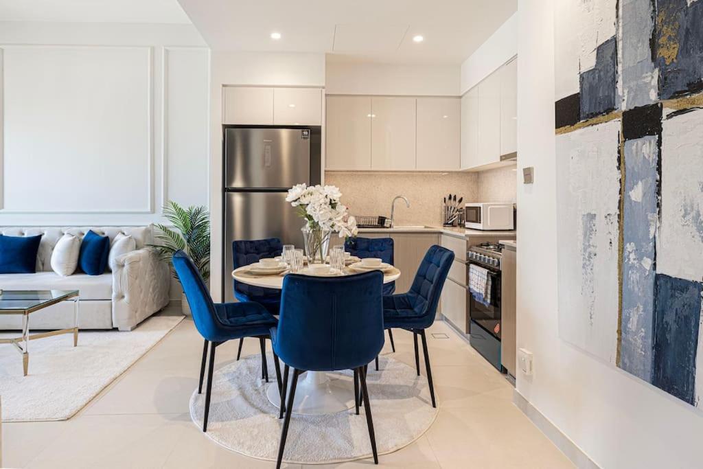 Apartment Lux I Full Burj View - 1 Min Mall