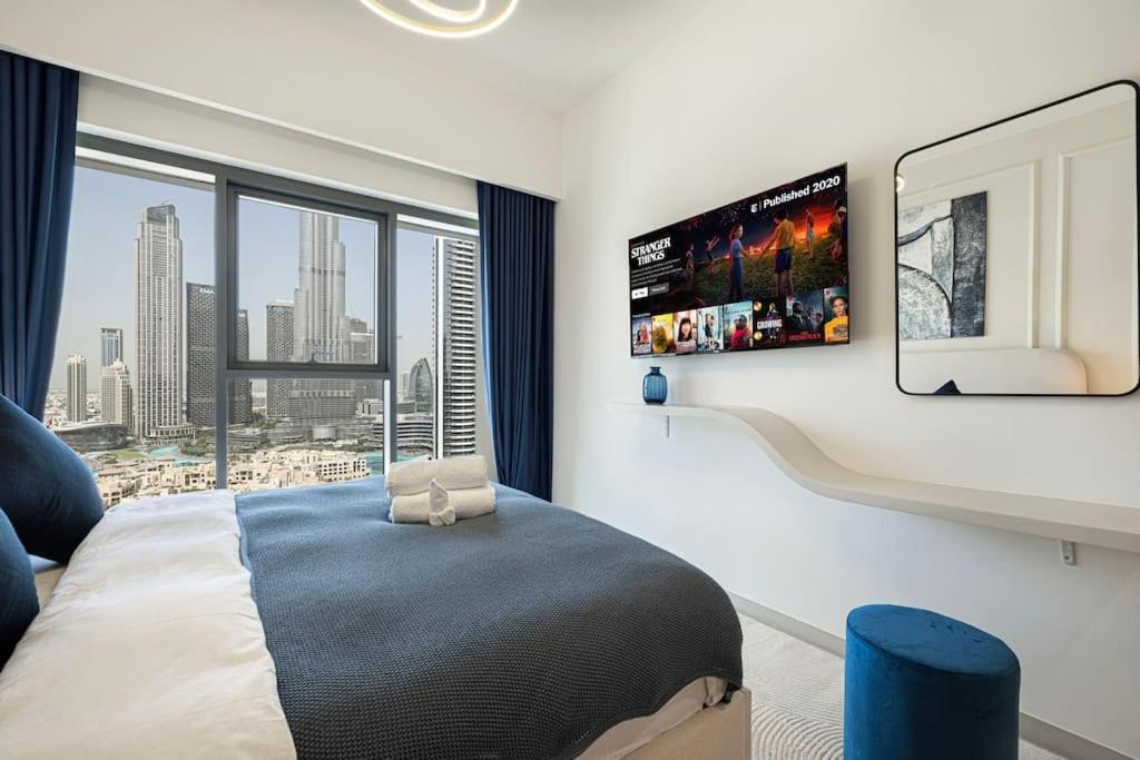 Lux I Full Burj View - 1 Min Mall * Dubai