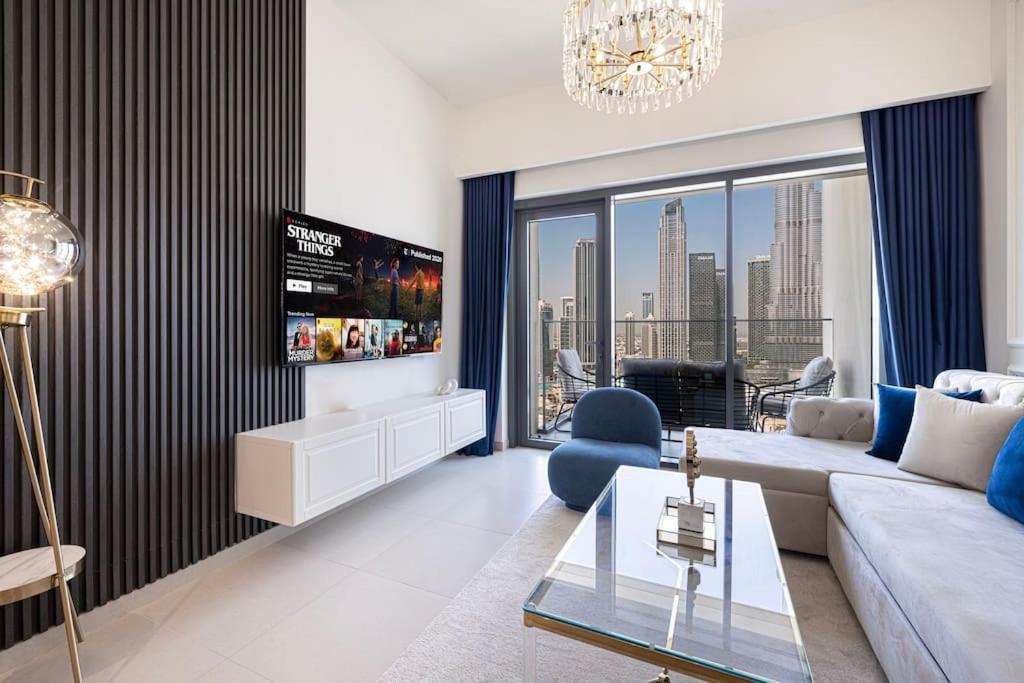 Lux I Full Burj View - 1 Min Mall * Dubai
