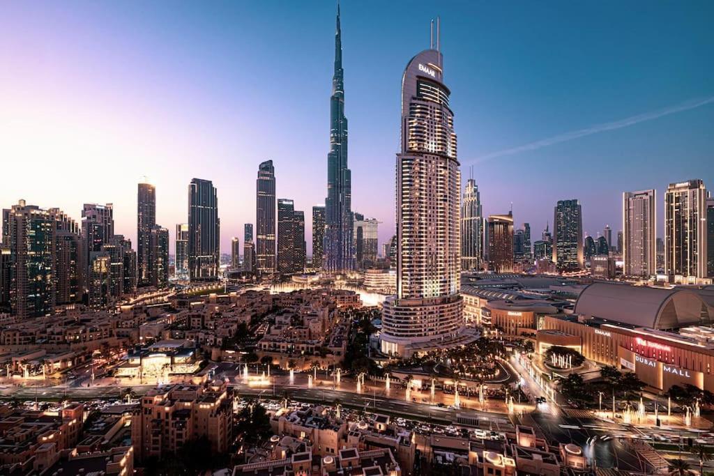 Apartment Lux I Full Burj View - 1 Min Mall *