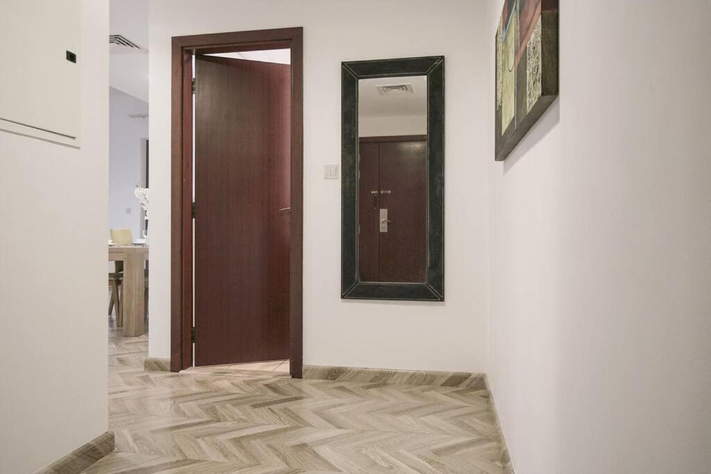 Stonetree - Furnished 1br Near The *