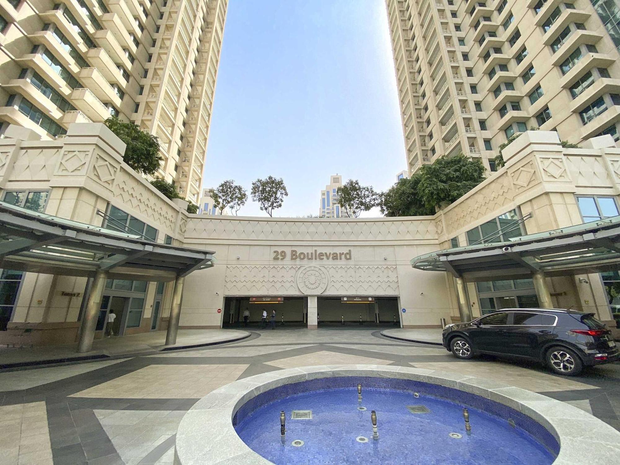 Silkhaus Modern Near Burj Khalifa Apartment