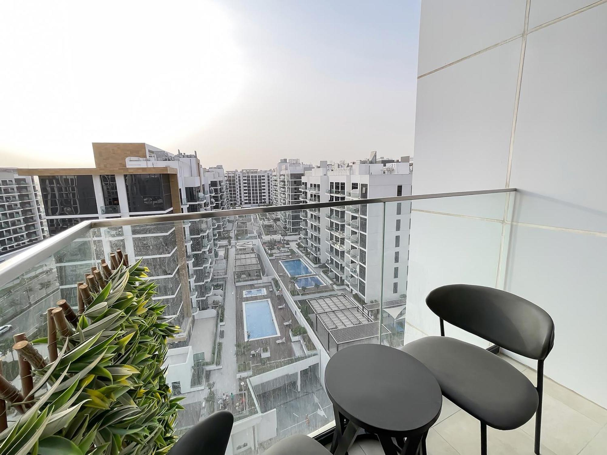 Modern Azizi Riviera 41 * Dubai