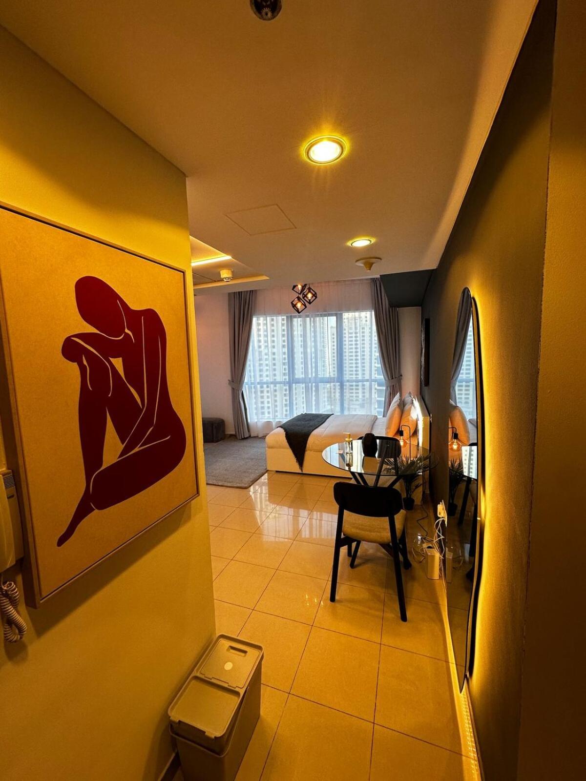 Apartment Modern In Marina, Jbr *