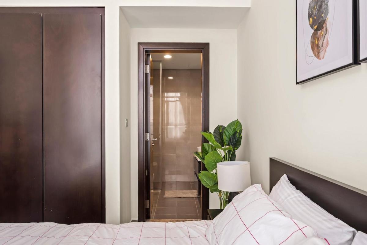 C&l Homes Canal Apartment *
