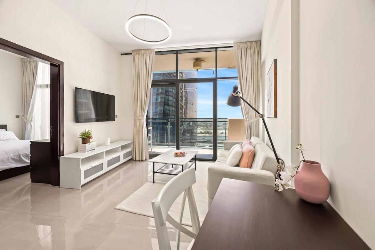 Apartment C&l Homes Canal Dubai