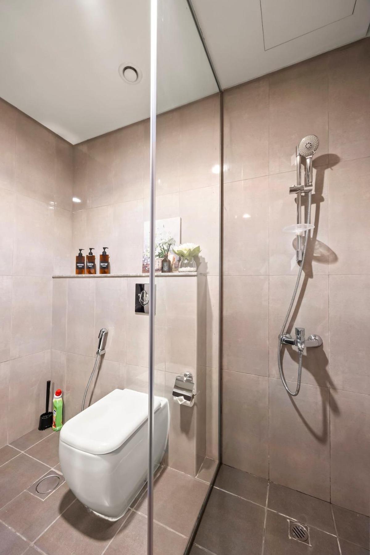 C&l Homes Canal Dubai