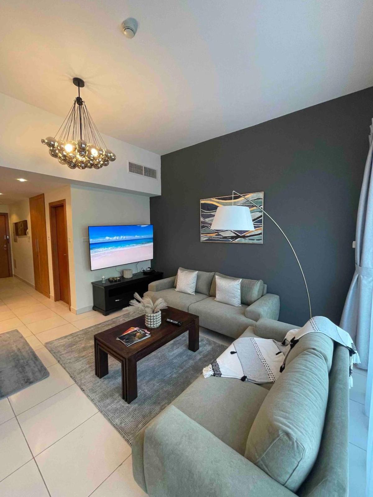 Apartment One Bedroom With Amazing Marina View