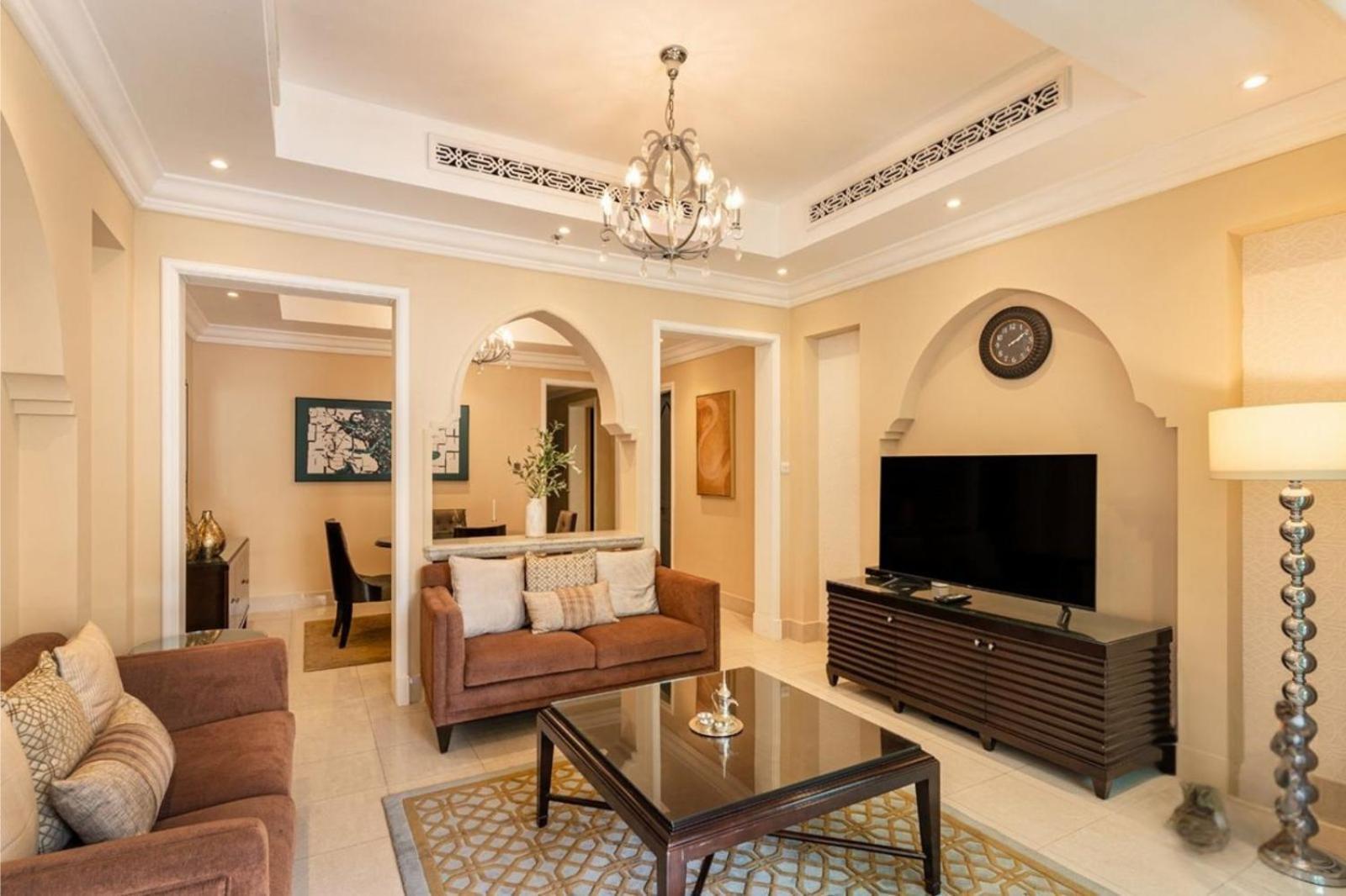 Burj Khalifa At Your Doorstep 1br In Souk Al Bahar Dubai