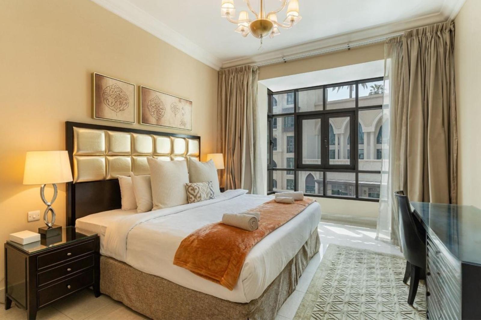 Burj Khalifa At Your Doorstep 1br In Souk Al Bahar * Dubai