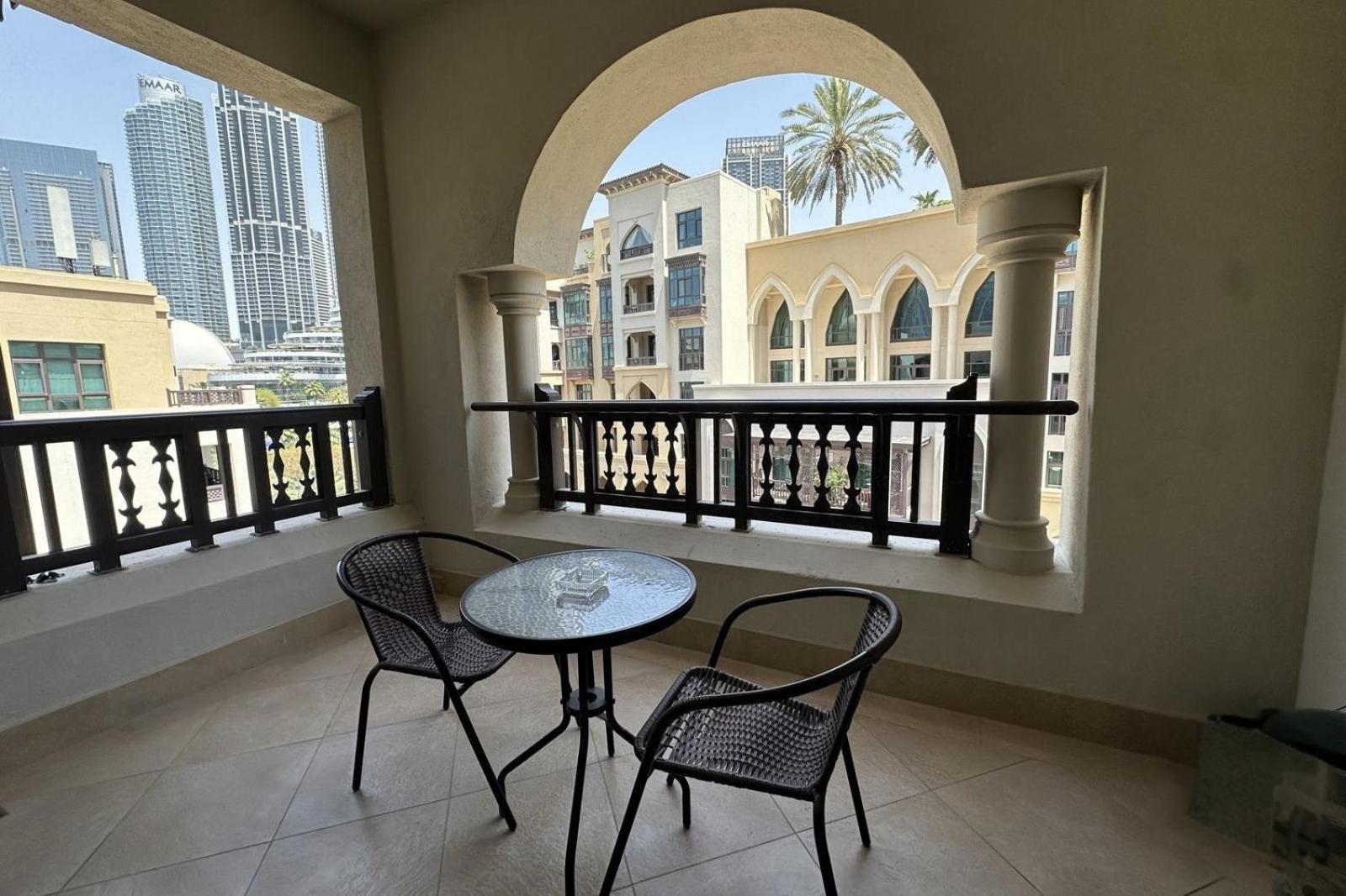 Burj Khalifa At Your Doorstep 1br In Souk Al Bahar