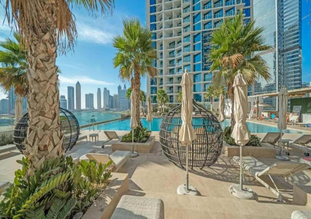 Bespoke Homes - Luxurious In Damac Maison Prive Apartment Dubai