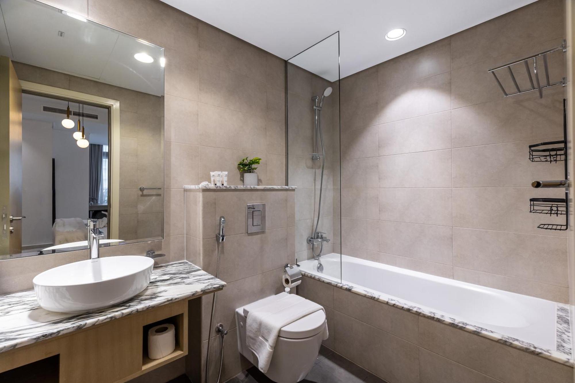 Elite Rooftop Pool And Burj Khalifa Panorama Balcony 2br In Paramount Midtown Apartment Dubai