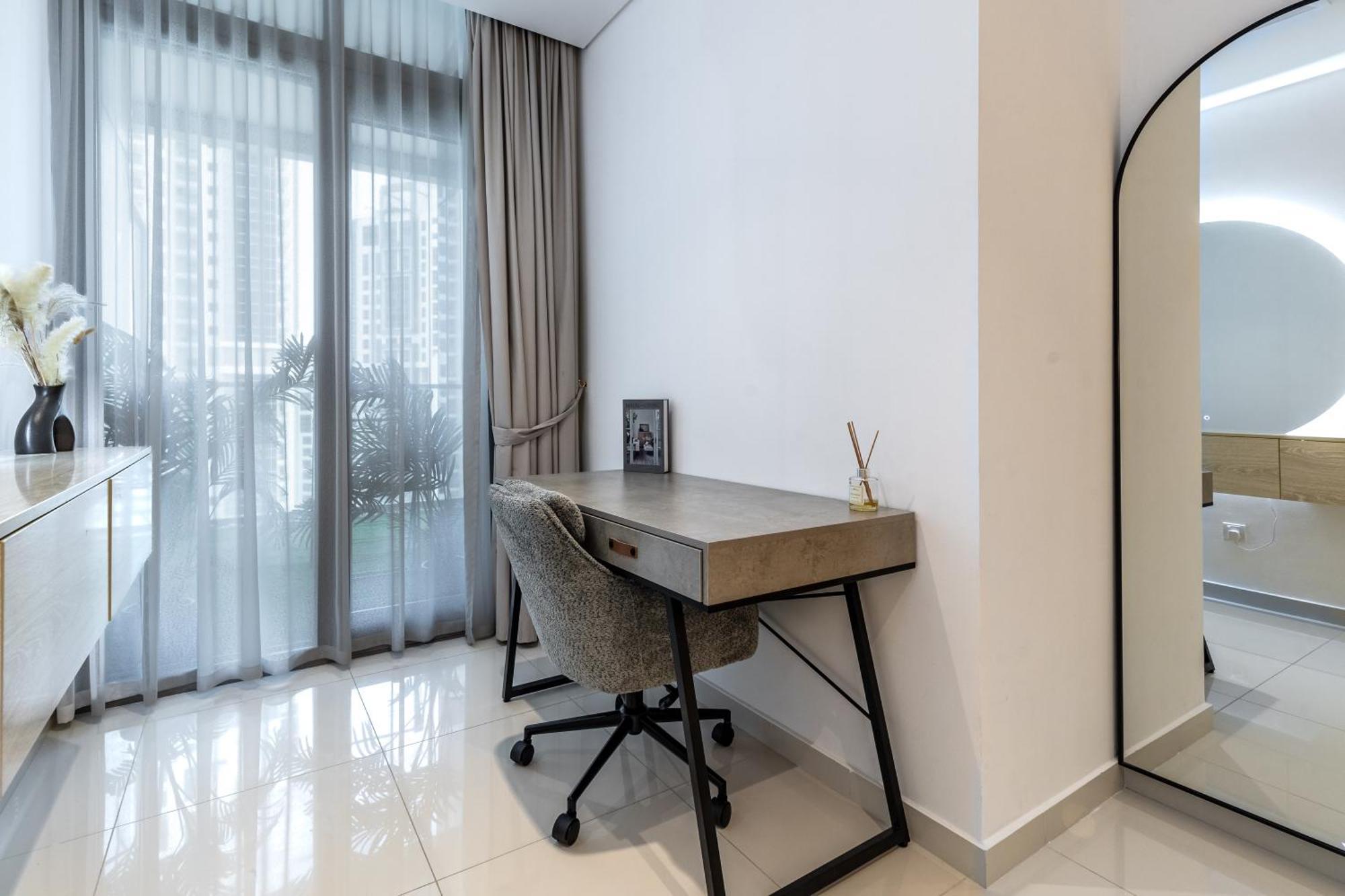 Elite Rooftop Pool And Burj Khalifa Panorama Balcony 2br In Paramount Midtown * Dubai