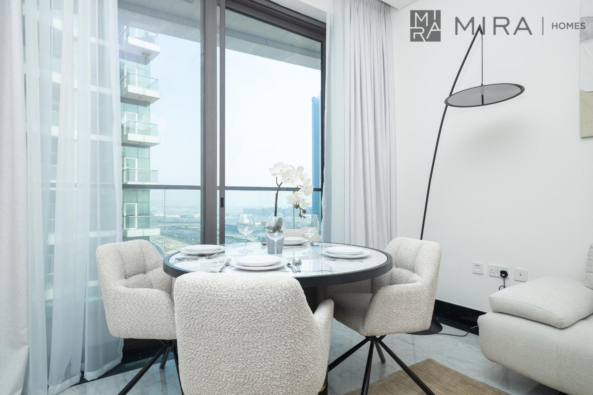 Apartment Mira Homes - Beautiful 2 Bedroom With Canal View In Business Bay