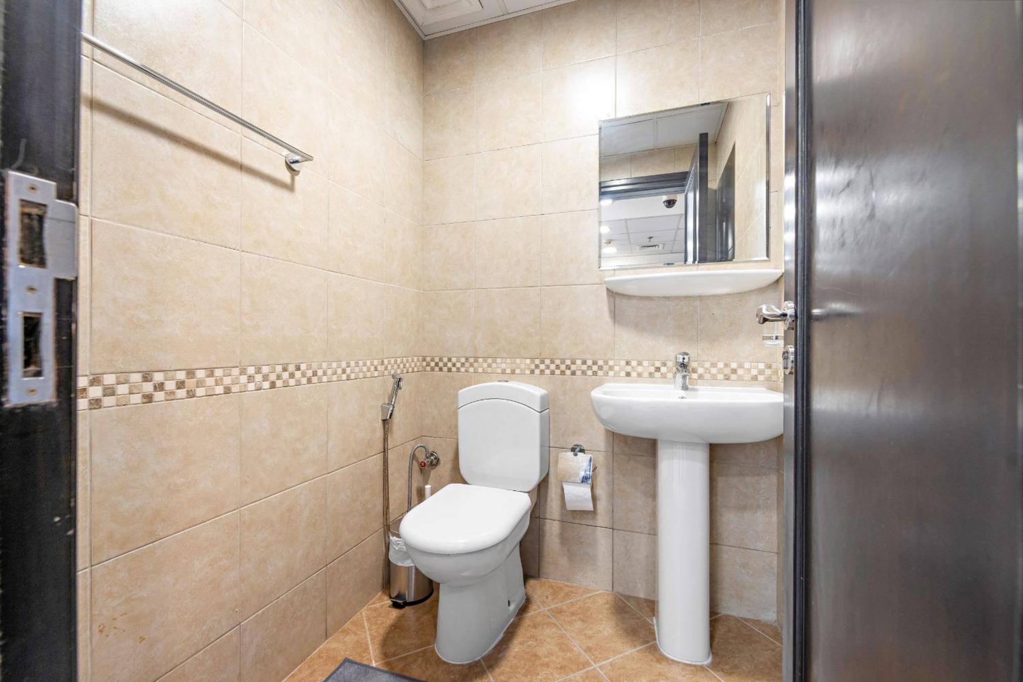Apartment Vayk - Exclusive 1 Bedroom With Eye Views *