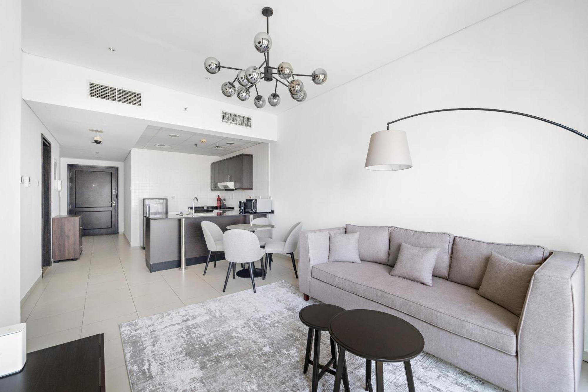 Apartment Vayk - Exclusive 1 Bedroom With Eye Views