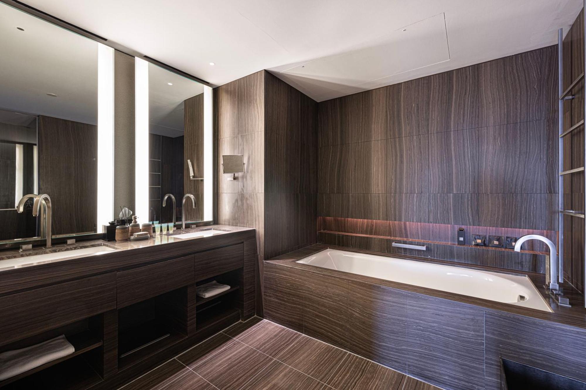 Apartment Armani Burj Khalifa 1 Bedroom *