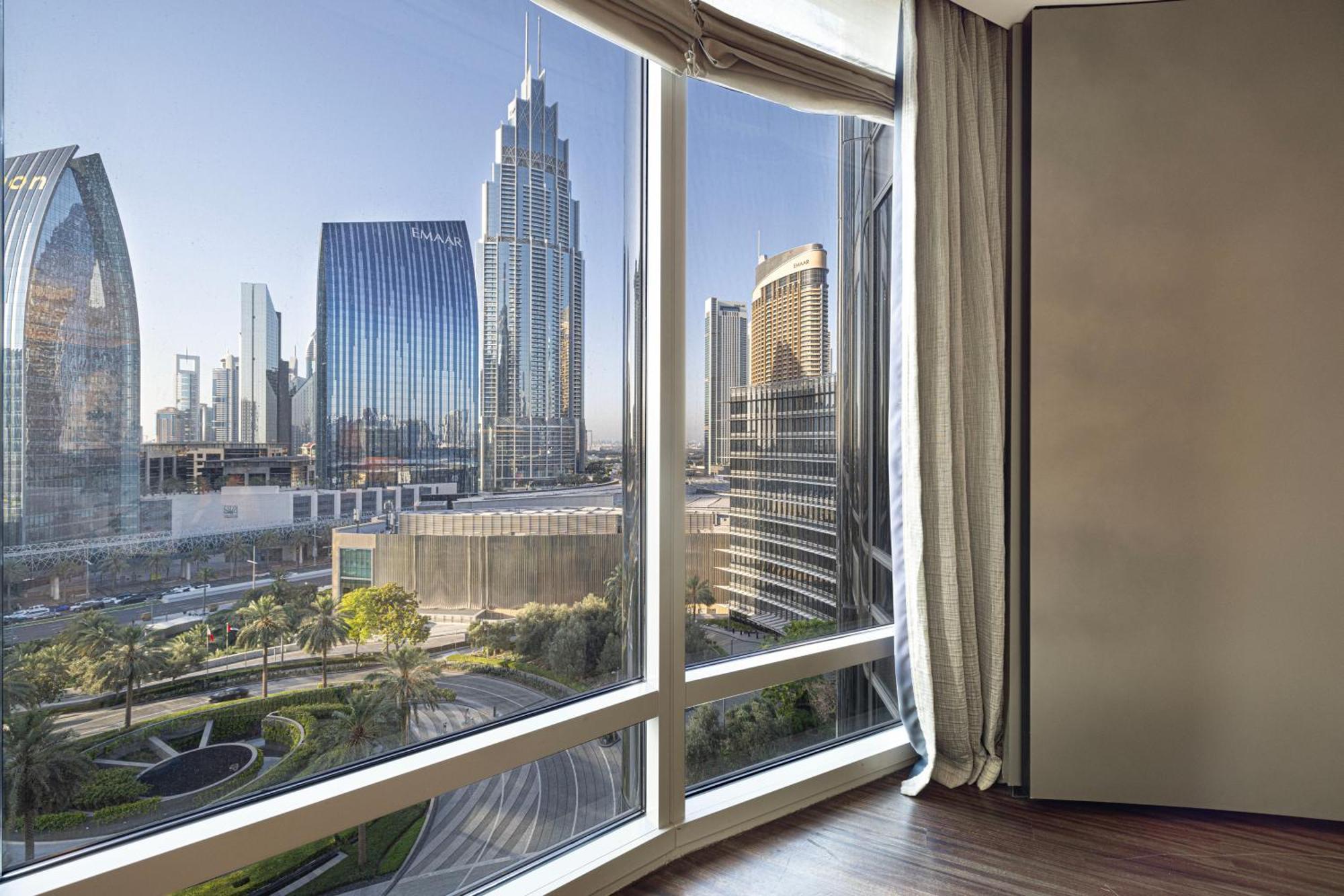 Armani Burj Khalifa 1 Bedroom * Dubai